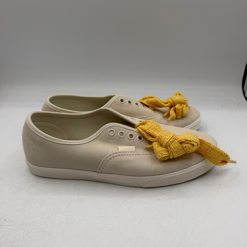 VANS Authentic Low Pro Shoes Womens 8 Cream Suede Sneakers Oversized Laces
